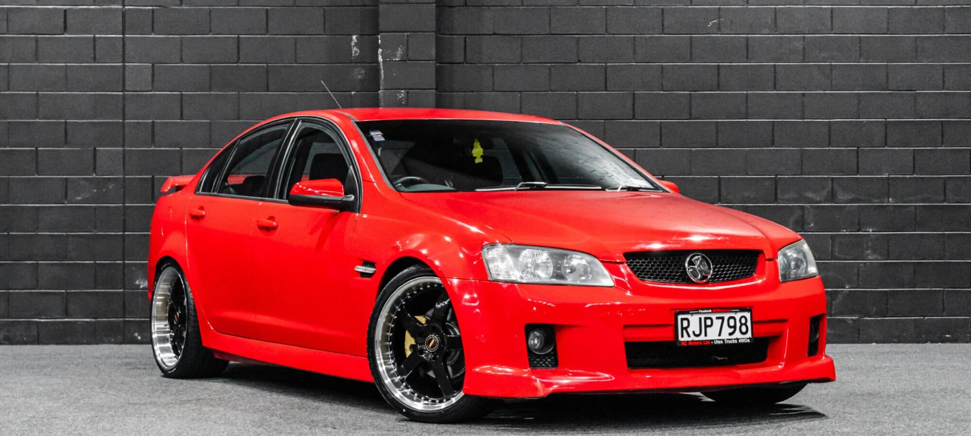 Vehicle Gallery Image