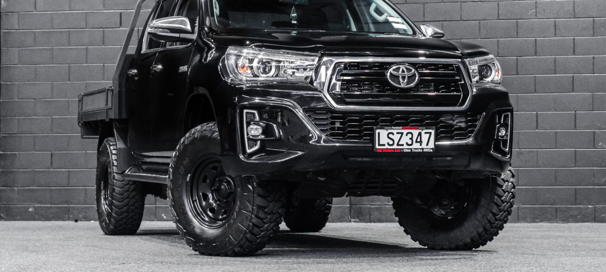 Vehicle Gallery Image