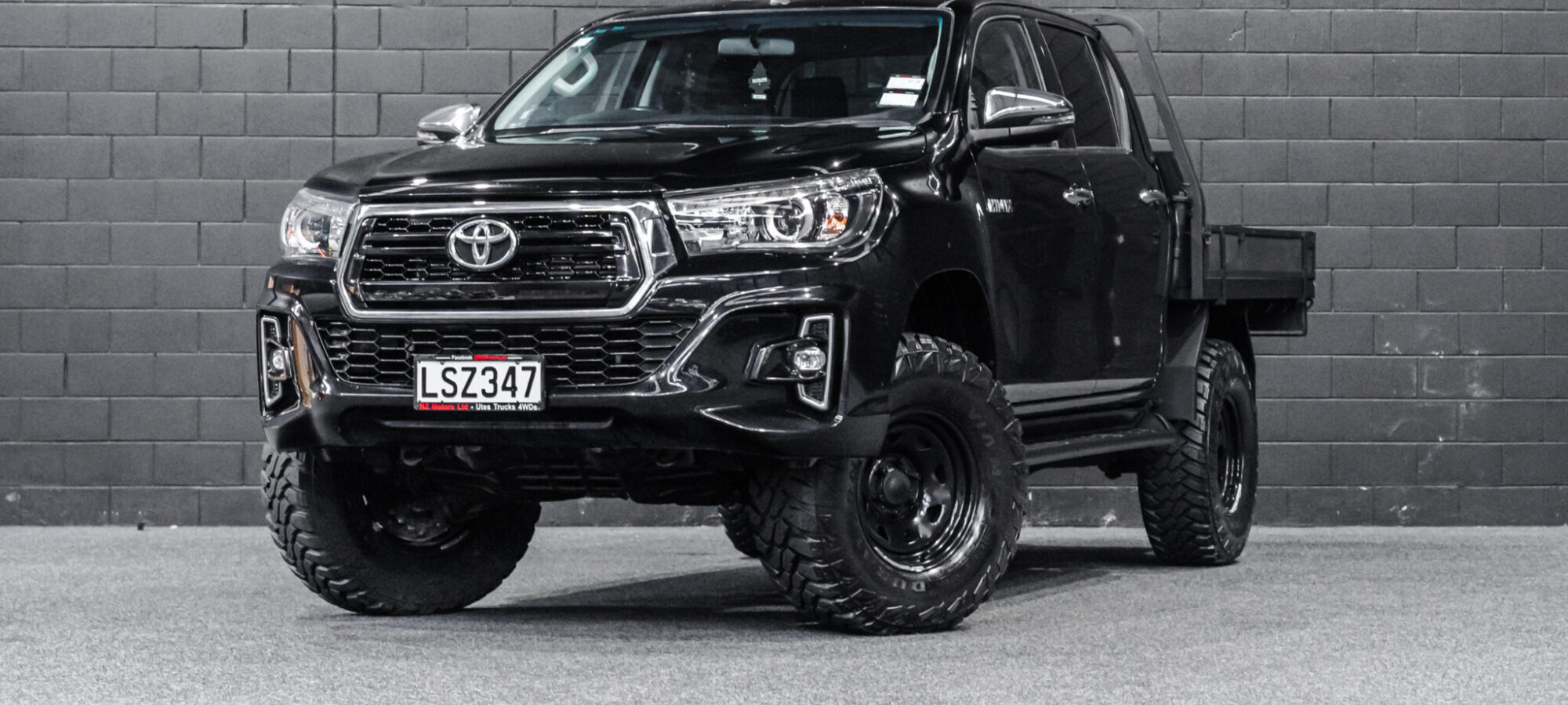 Vehicle Gallery Image