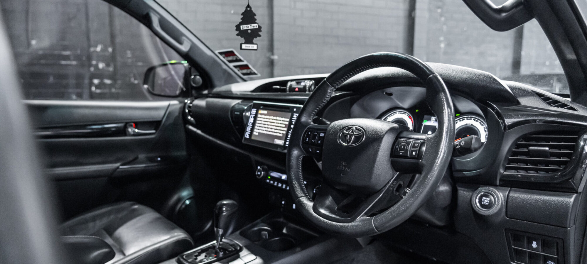 Vehicle Gallery Image