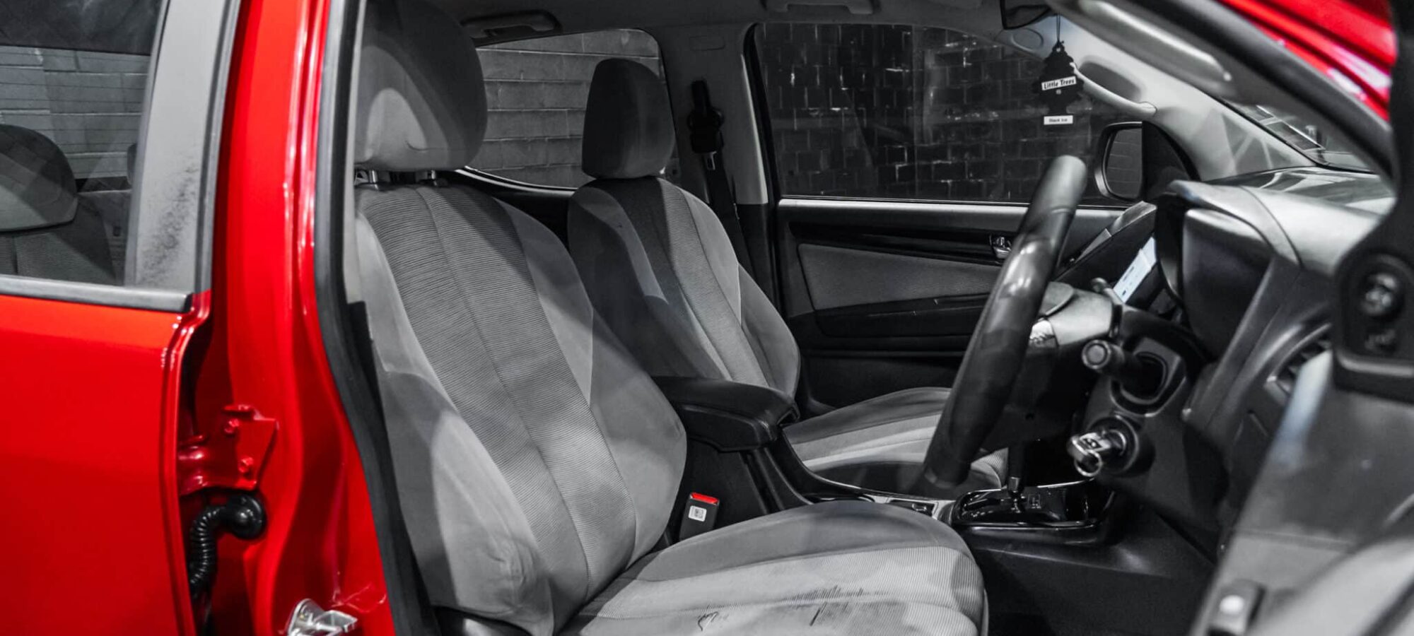 Vehicle Gallery Image