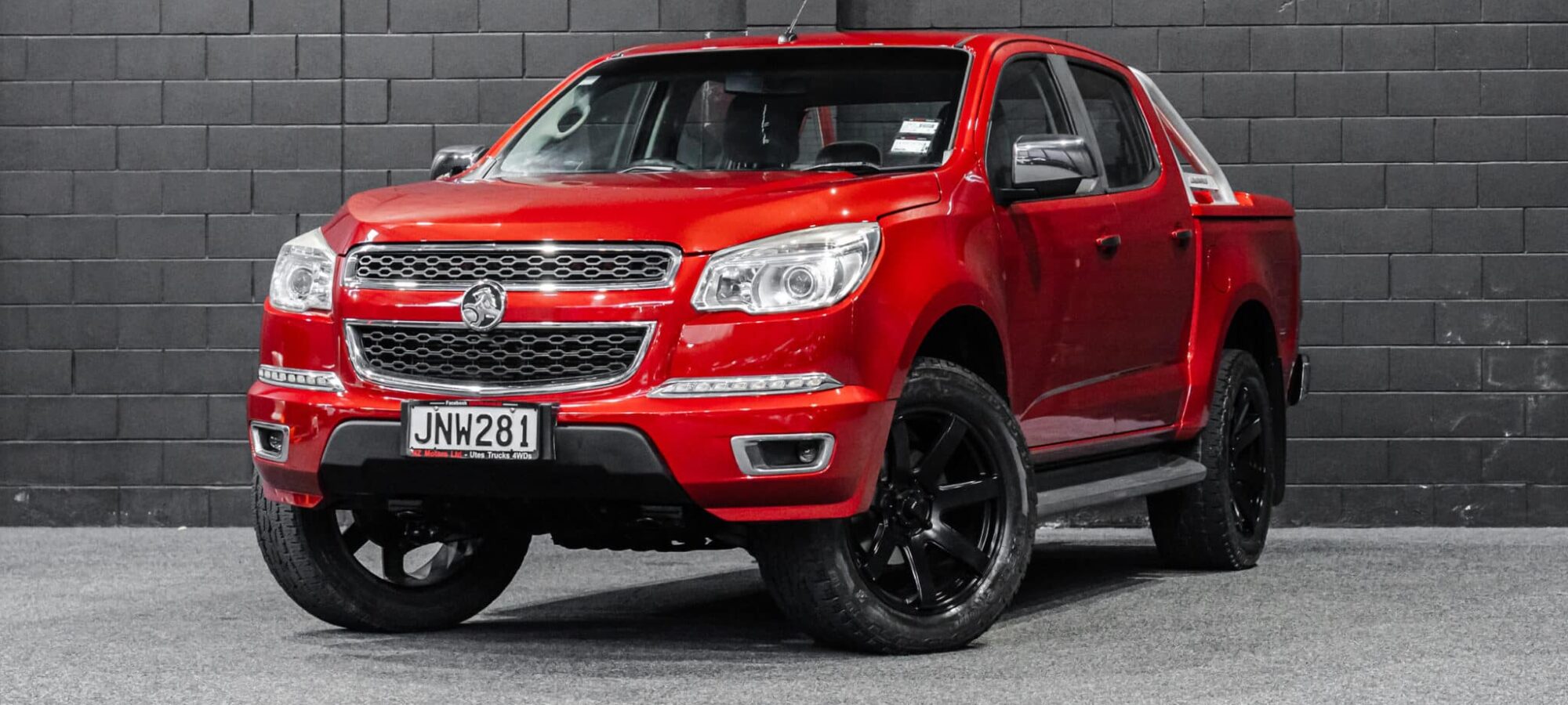 Vehicle Gallery Image