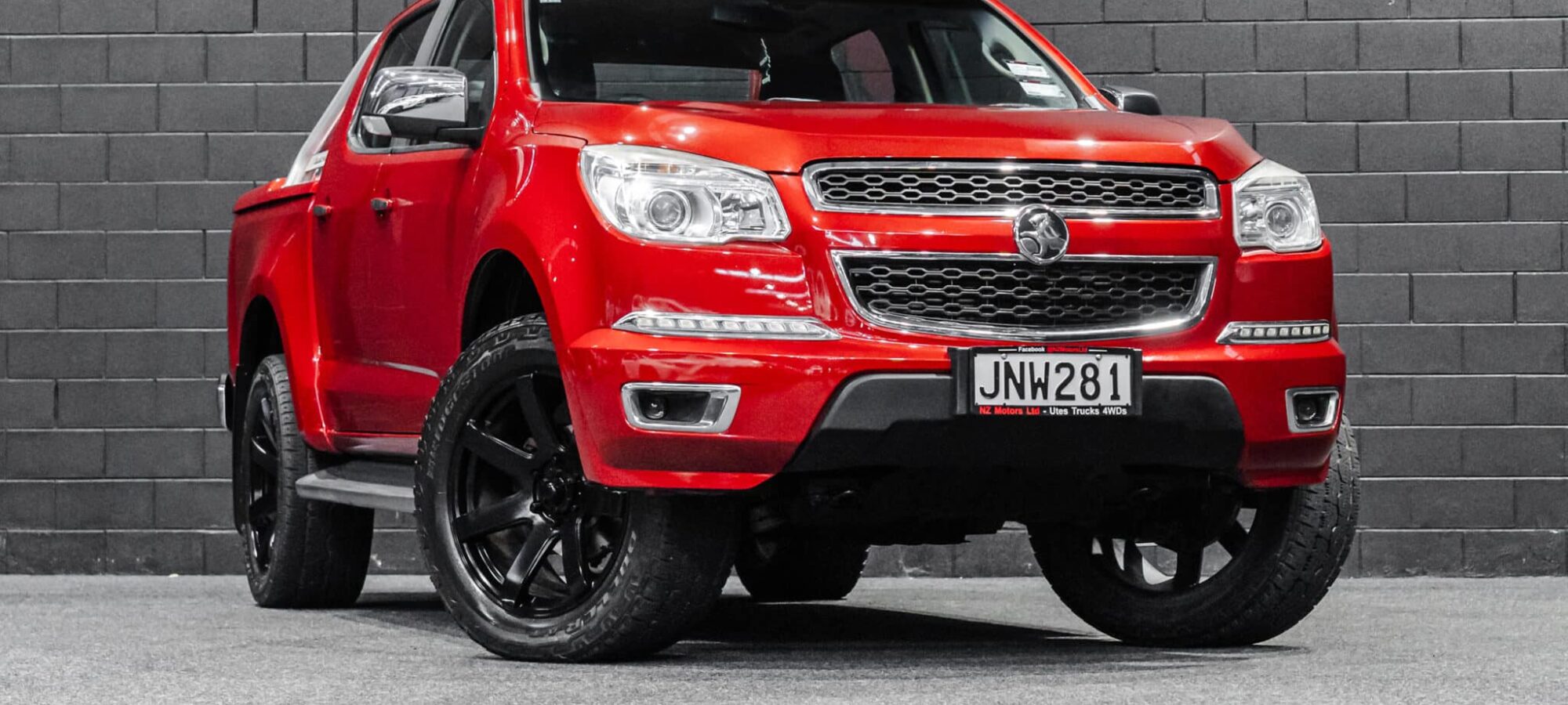 Vehicle Gallery Image