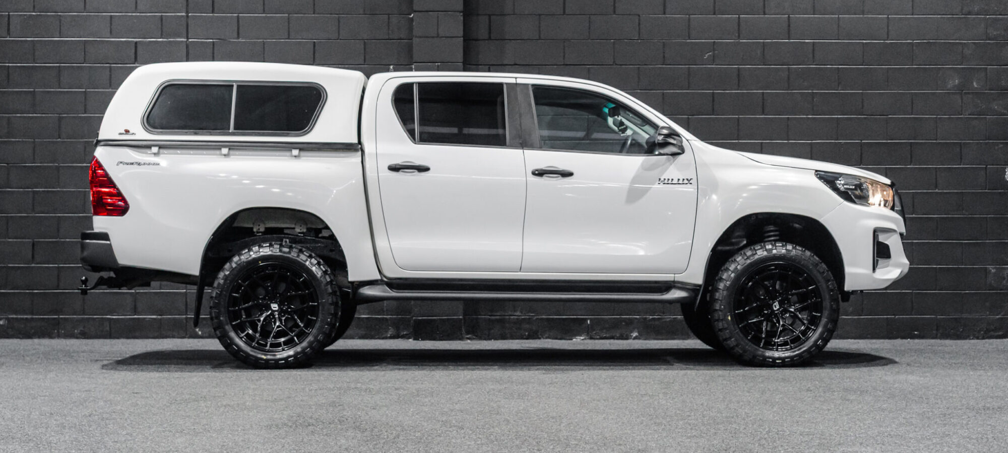 Vehicle Gallery Image