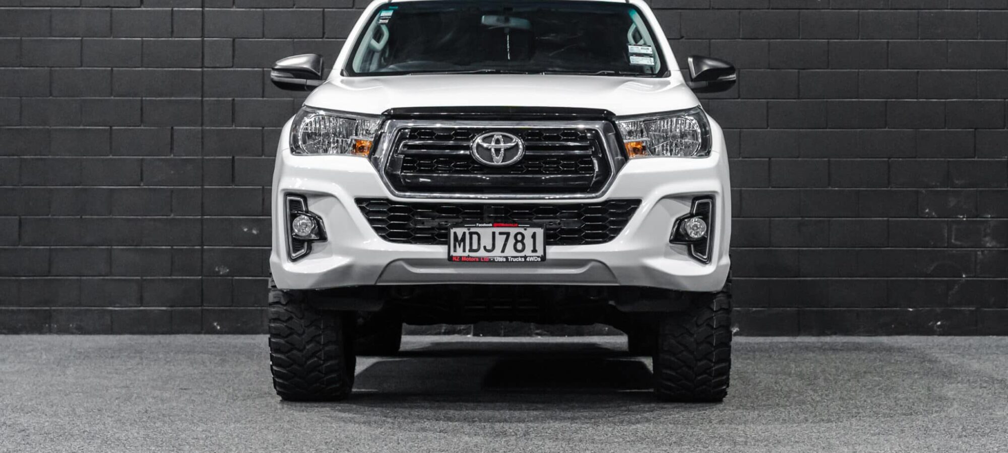 Vehicle Gallery Image