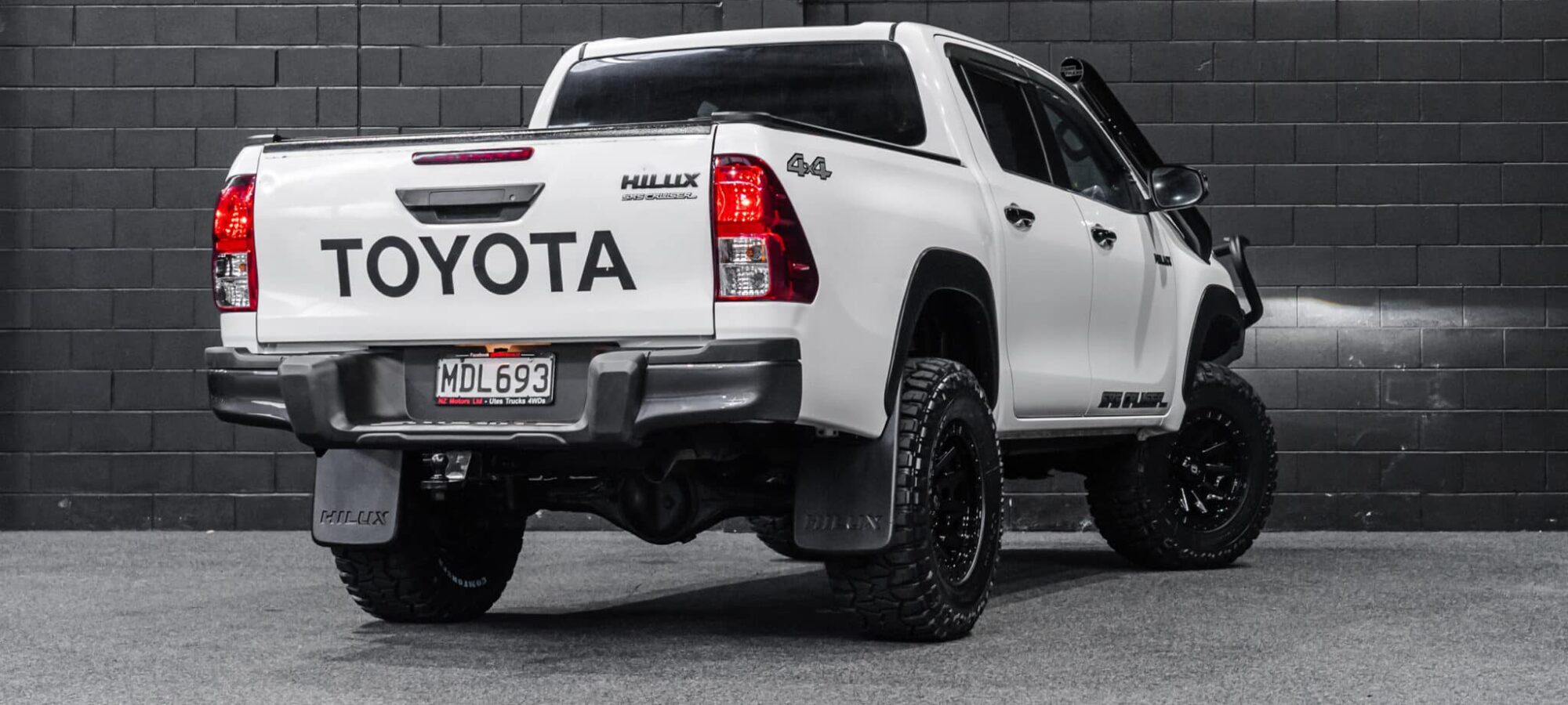 Vehicle Gallery Image