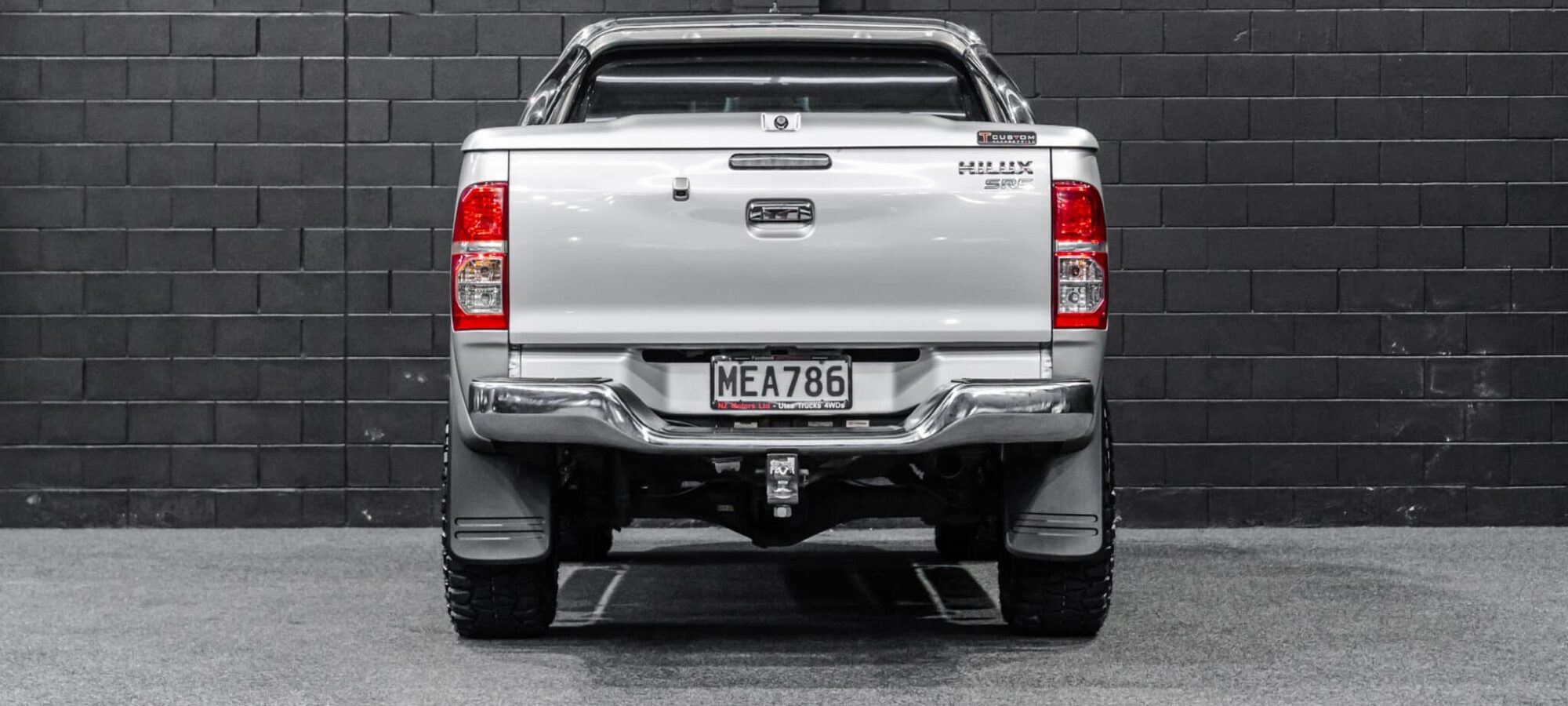 Vehicle Gallery Image