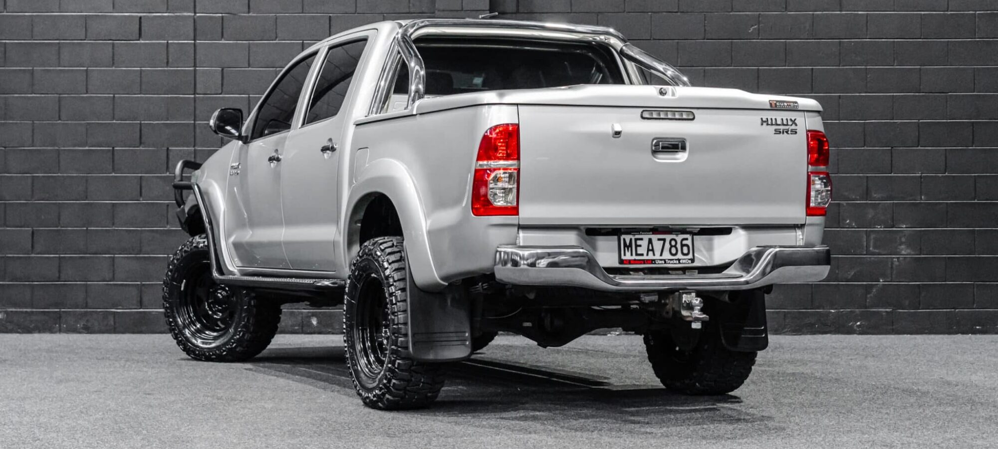 Vehicle Gallery Image