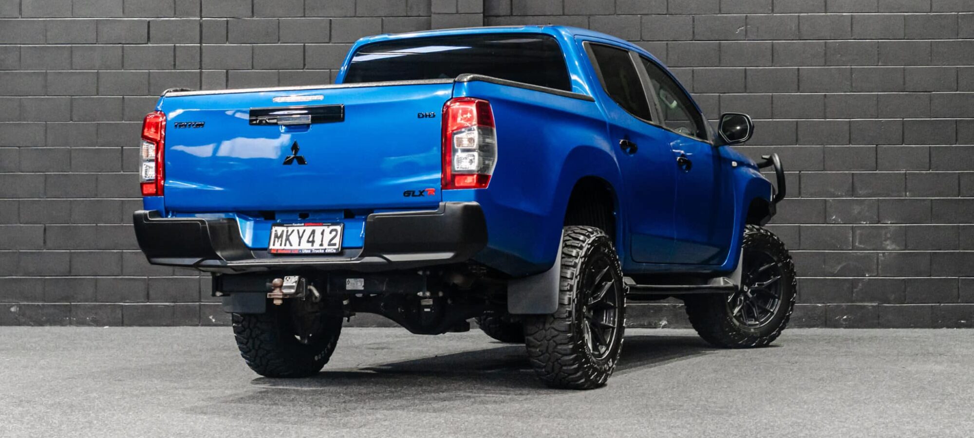 Vehicle Gallery Image