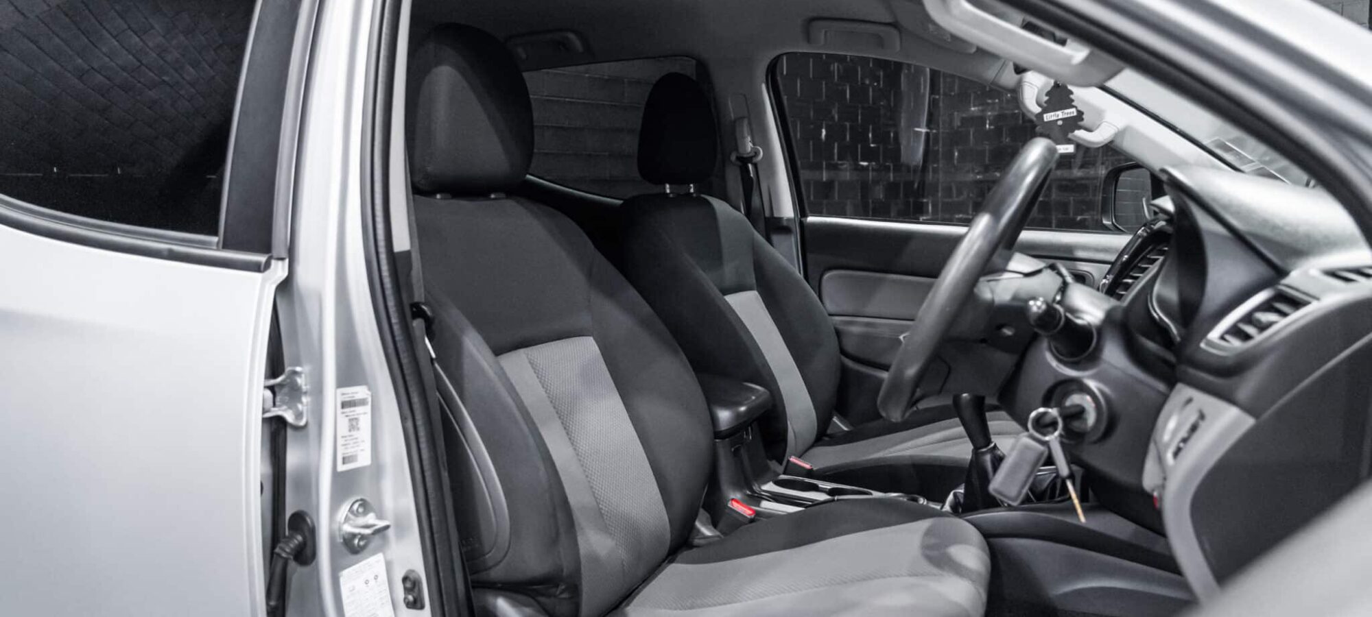 Vehicle Gallery Image