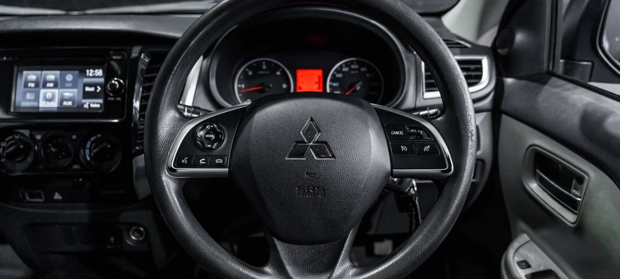 Vehicle Gallery Image