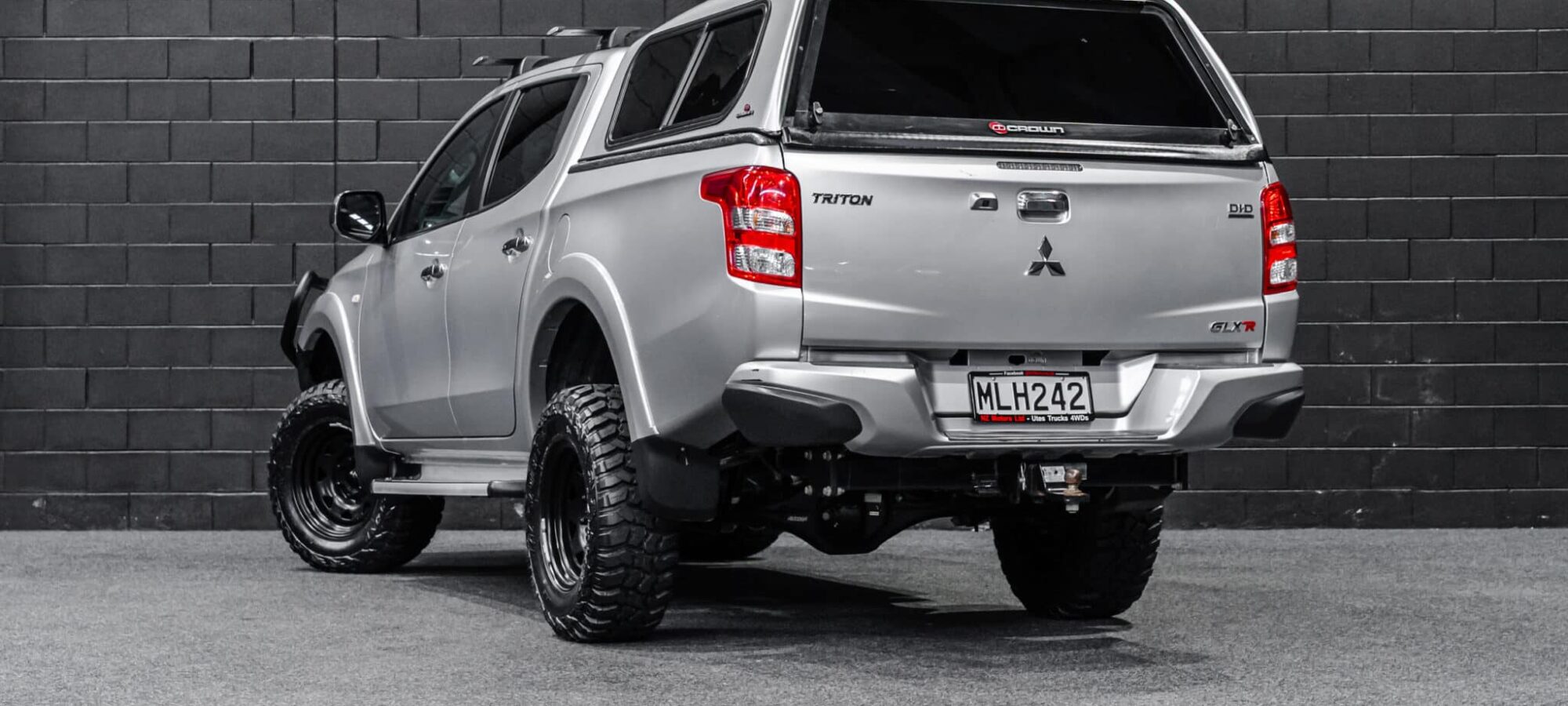 Vehicle Gallery Image