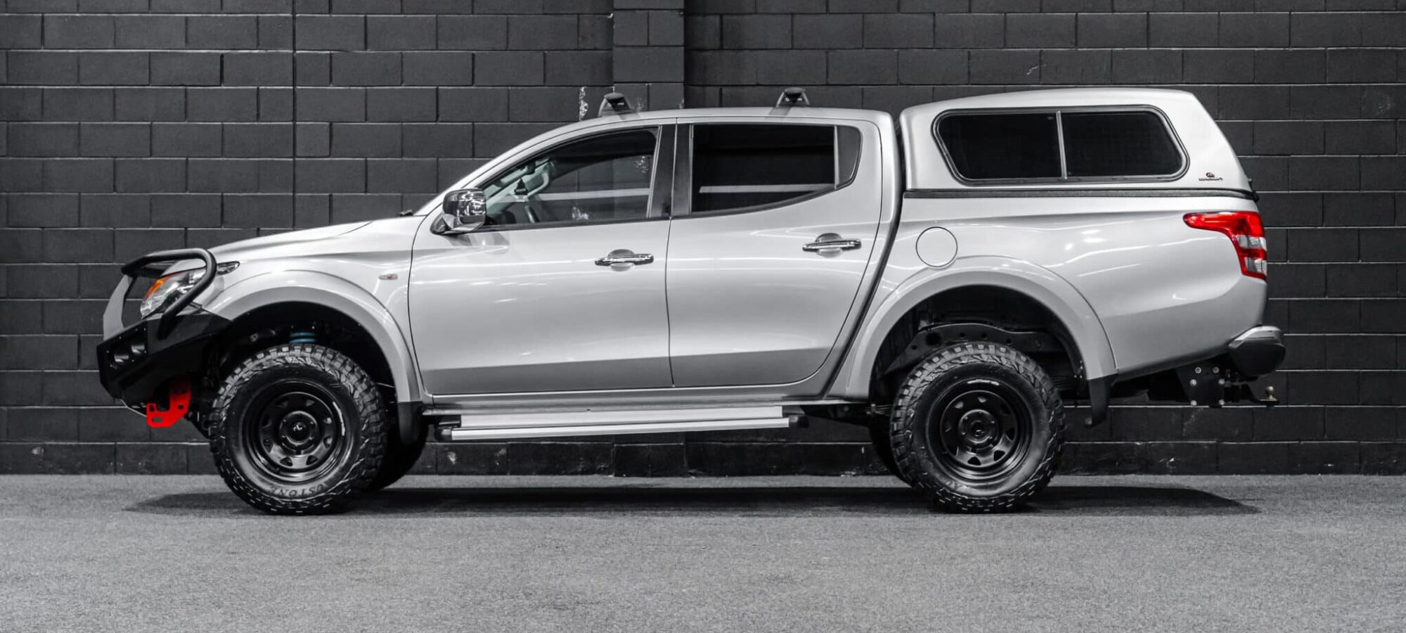 Vehicle Gallery Image