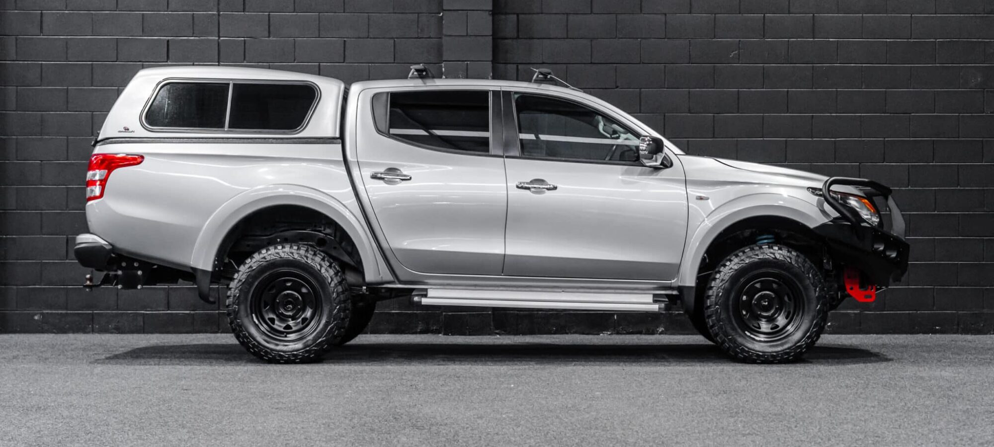 Vehicle Gallery Image