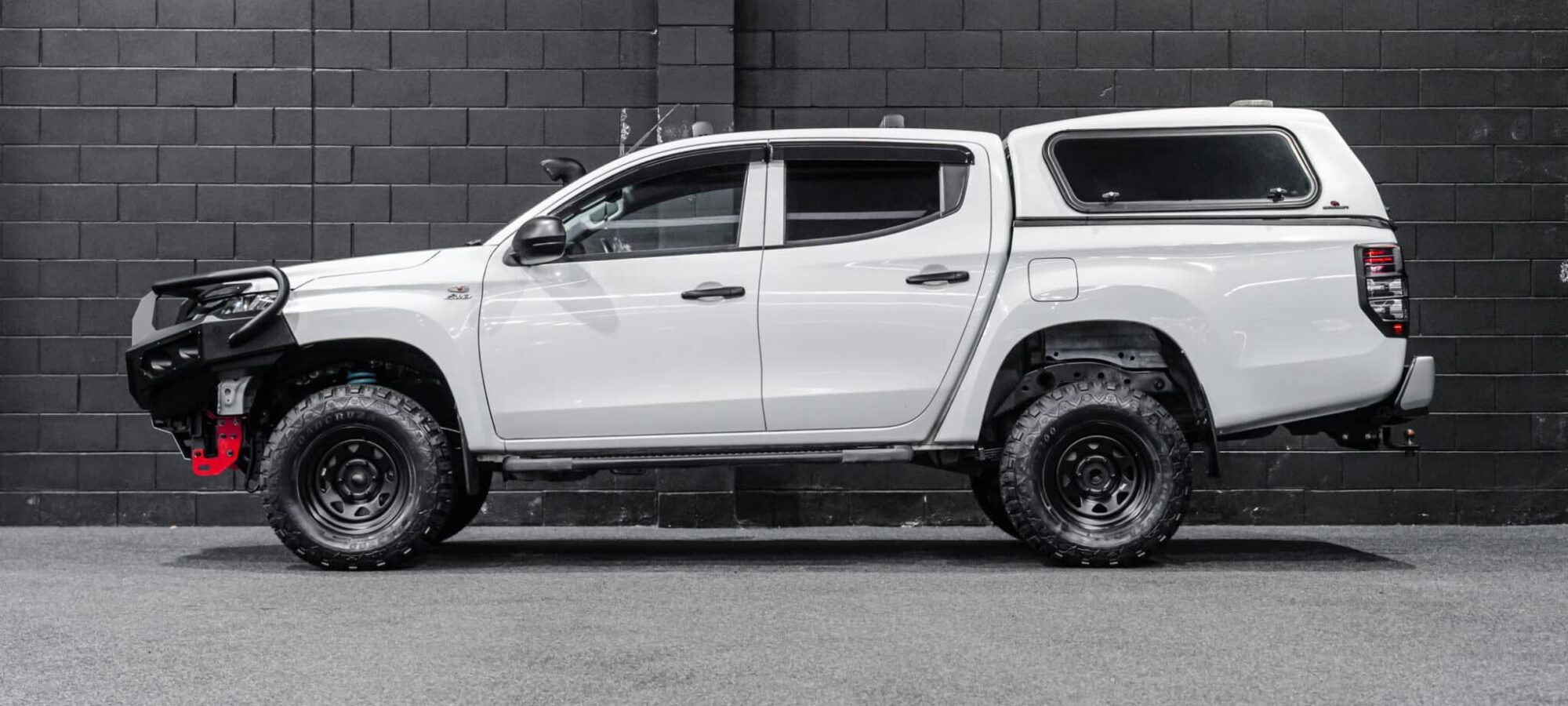 Vehicle Gallery Image