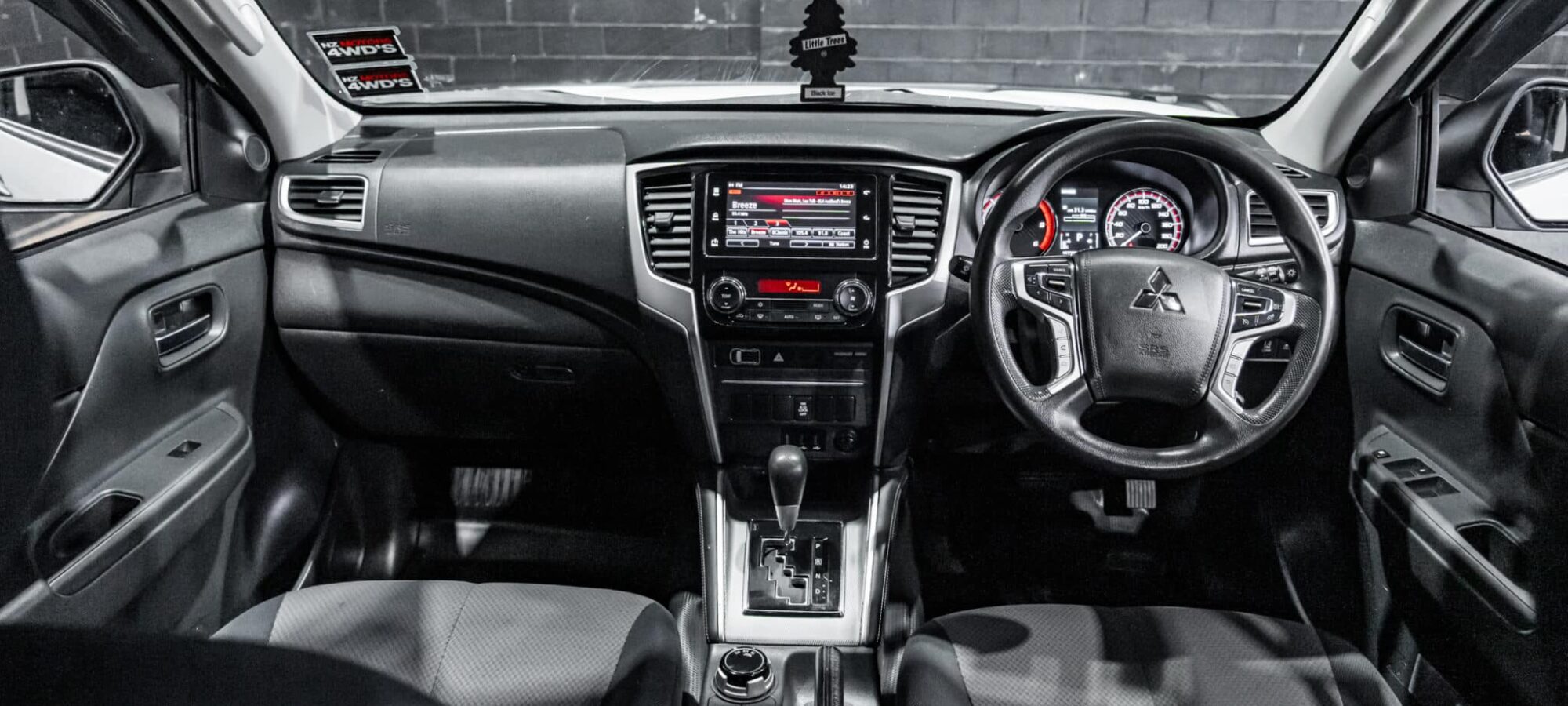 Vehicle Gallery Image