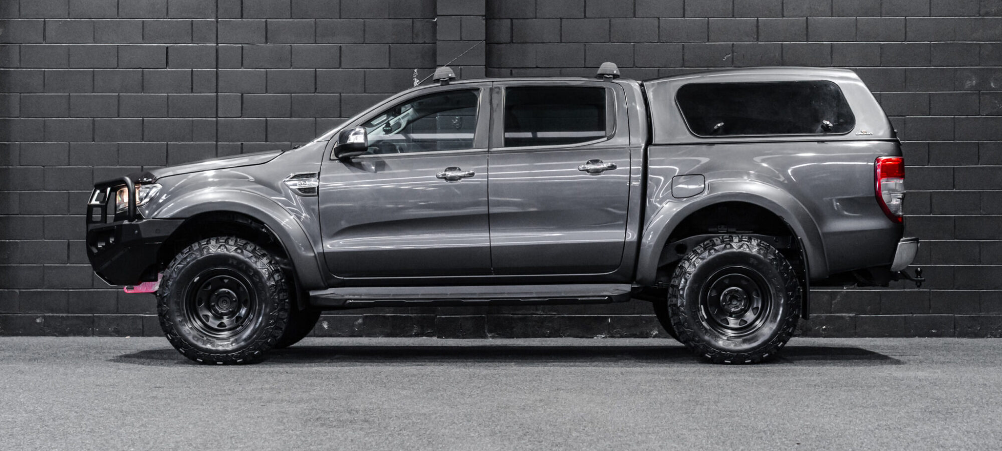 Vehicle Gallery Image