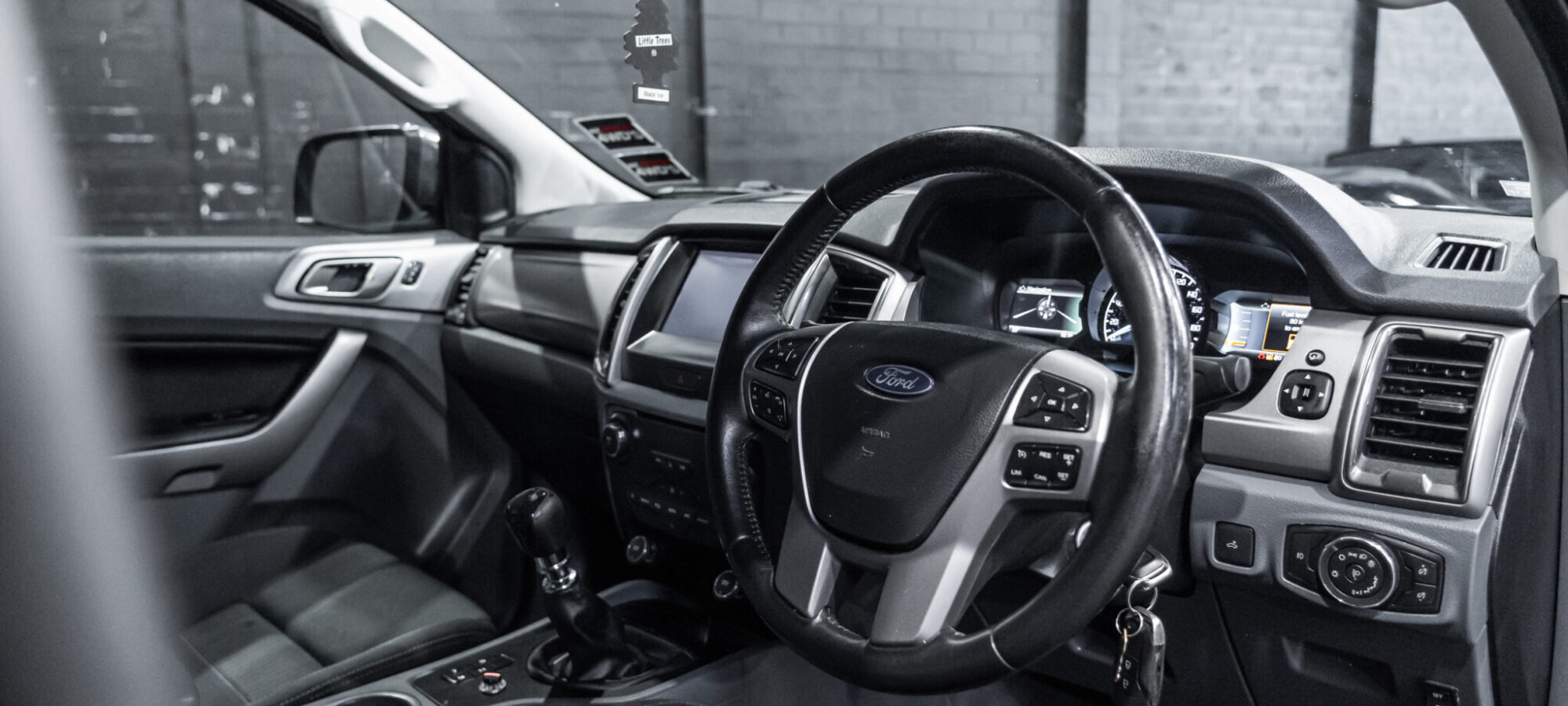 Vehicle Gallery Image