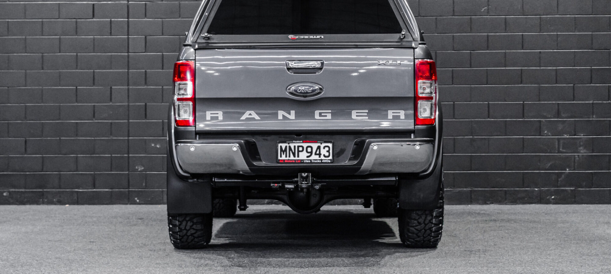 Vehicle Gallery Image