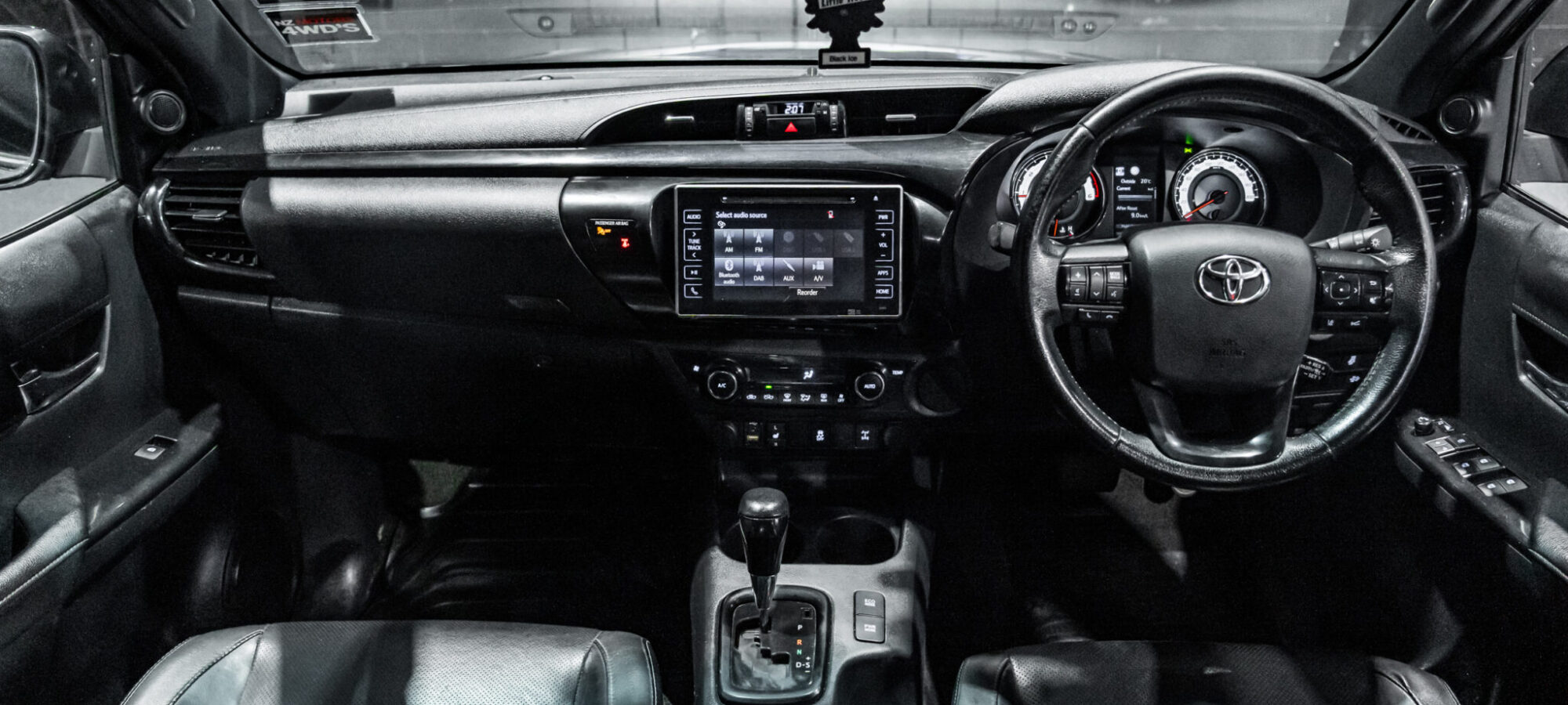 Vehicle Gallery Image
