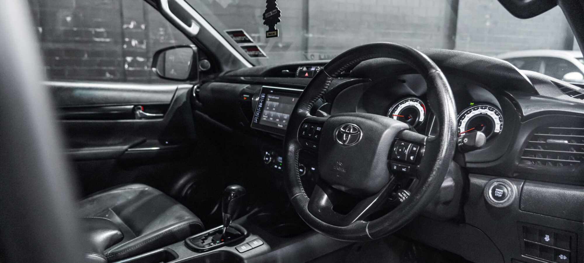 Vehicle Gallery Image