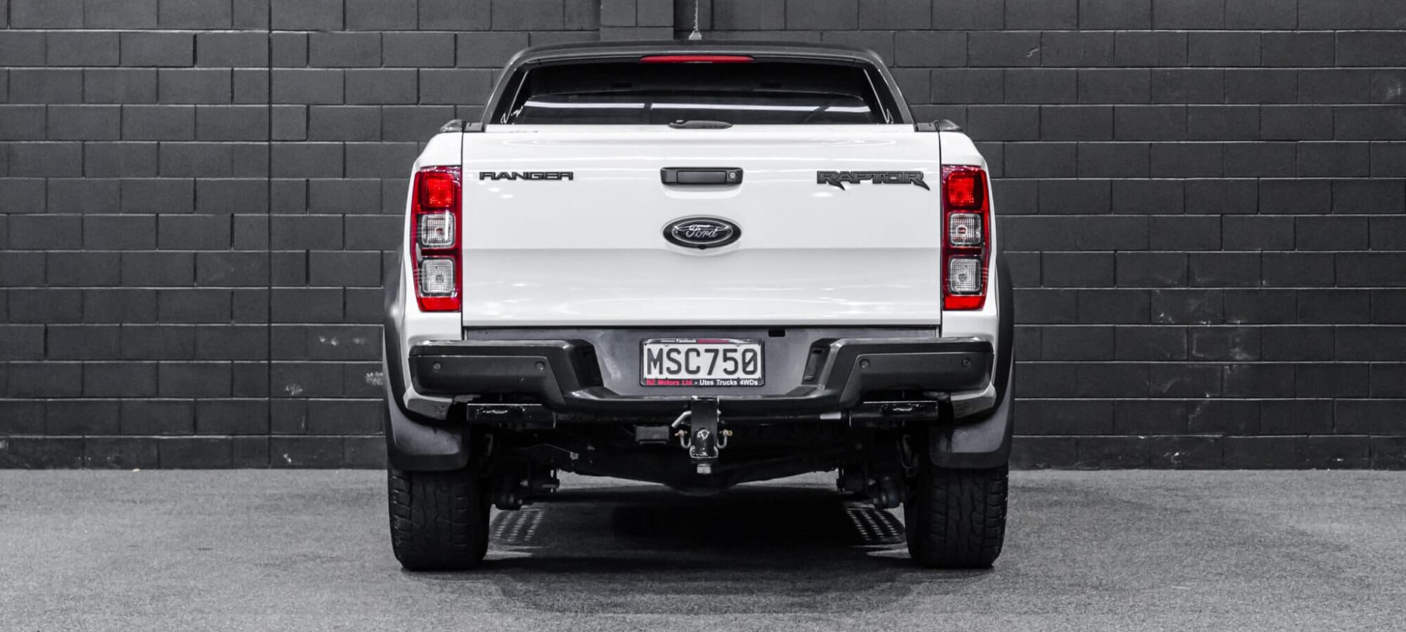 Vehicle Gallery Image