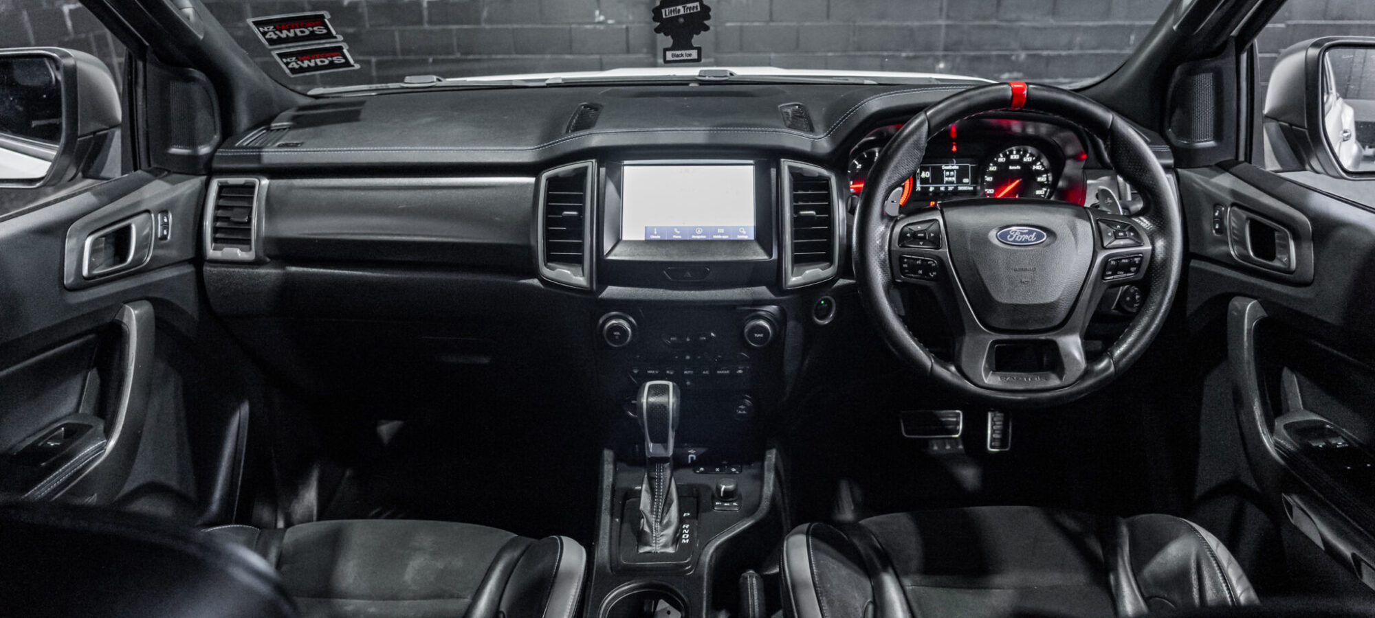 Vehicle Gallery Image