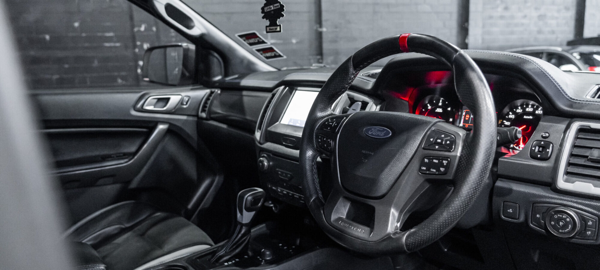 Vehicle Gallery Image