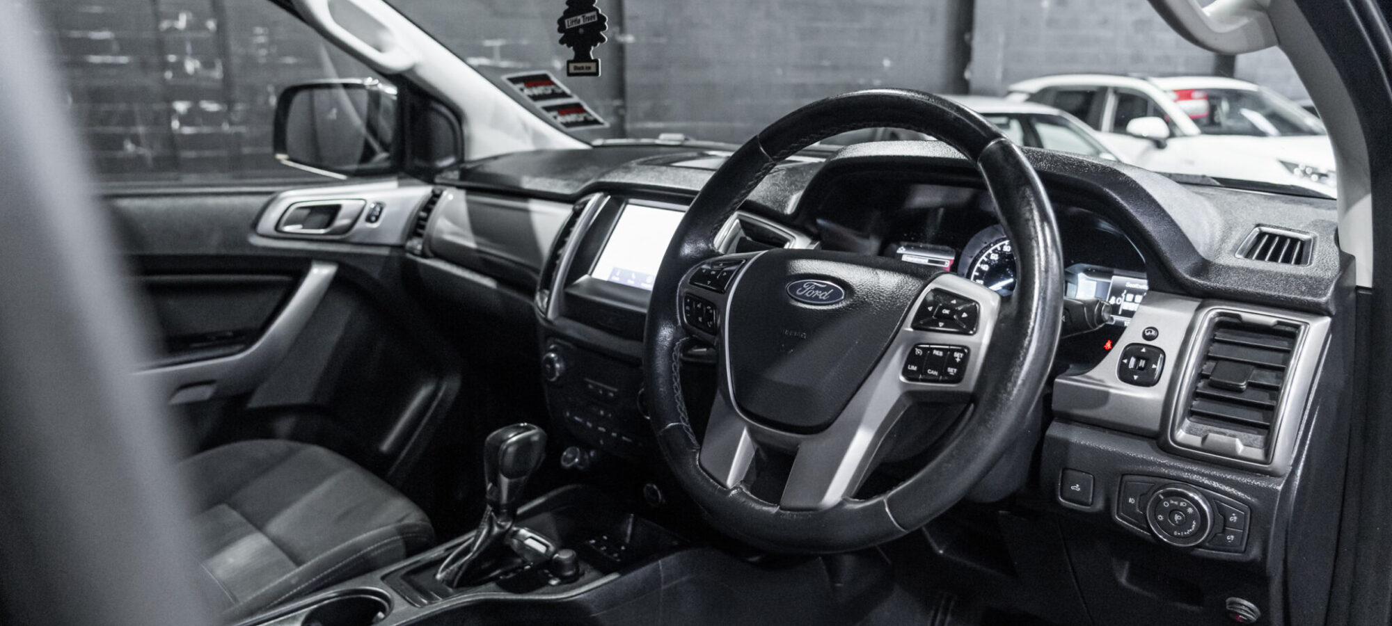 Vehicle Gallery Image