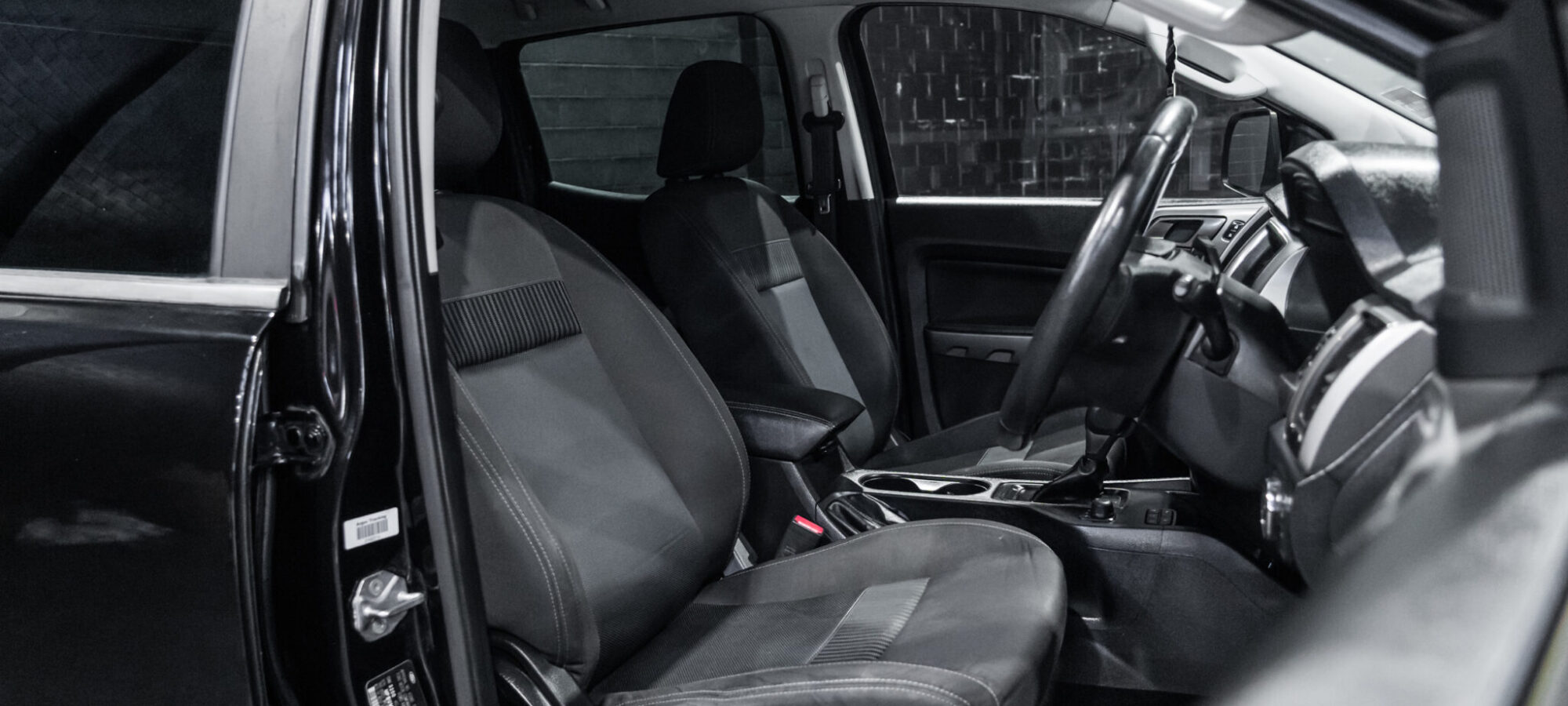 Vehicle Gallery Image