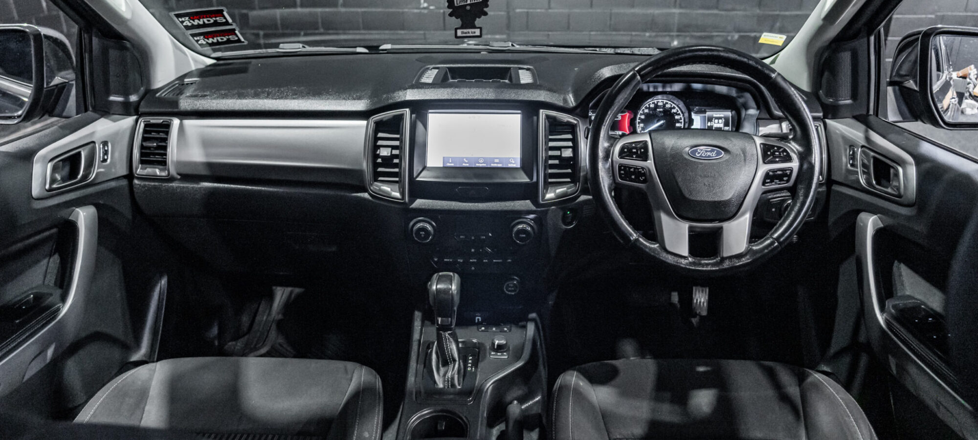 Vehicle Gallery Image