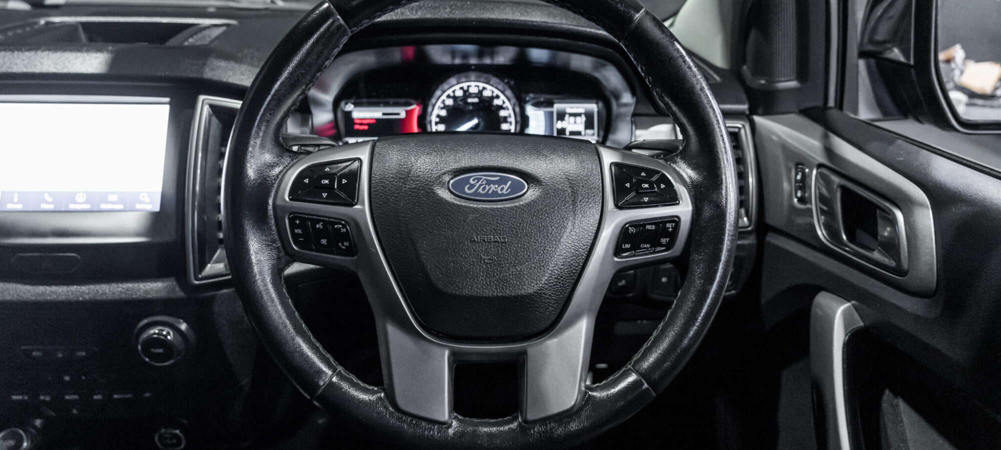 Vehicle Gallery Image