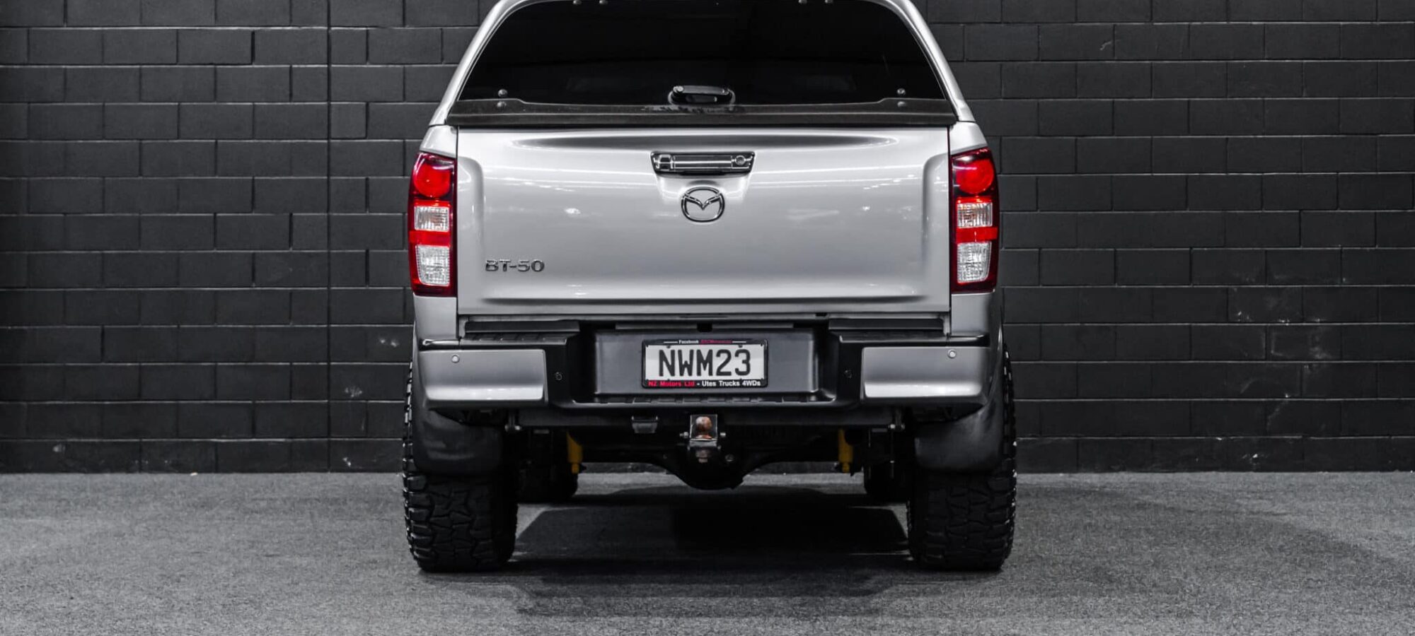 Vehicle Gallery Image