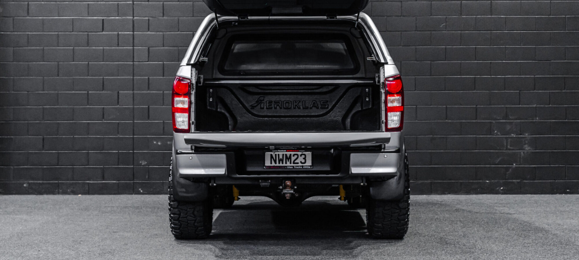 Vehicle Gallery Image