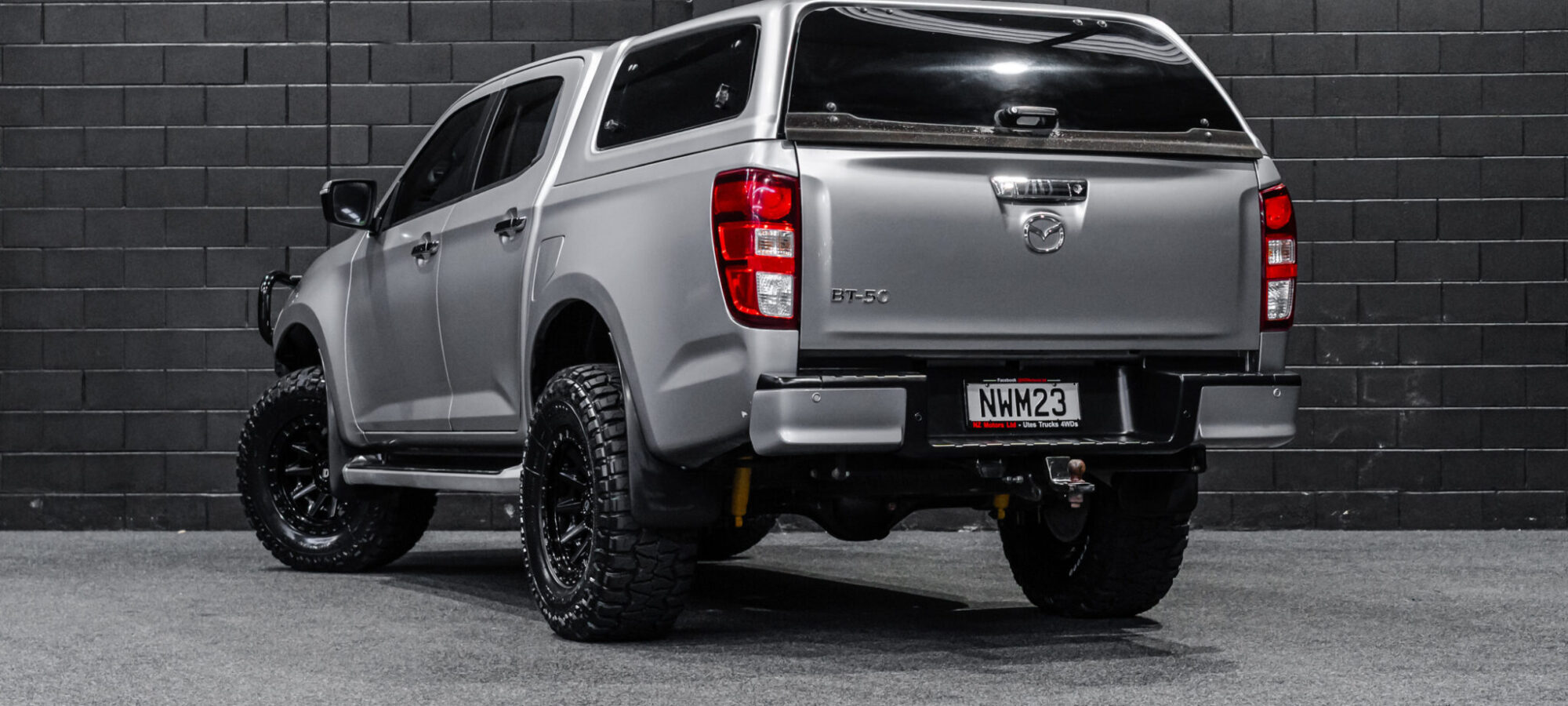 Vehicle Gallery Image