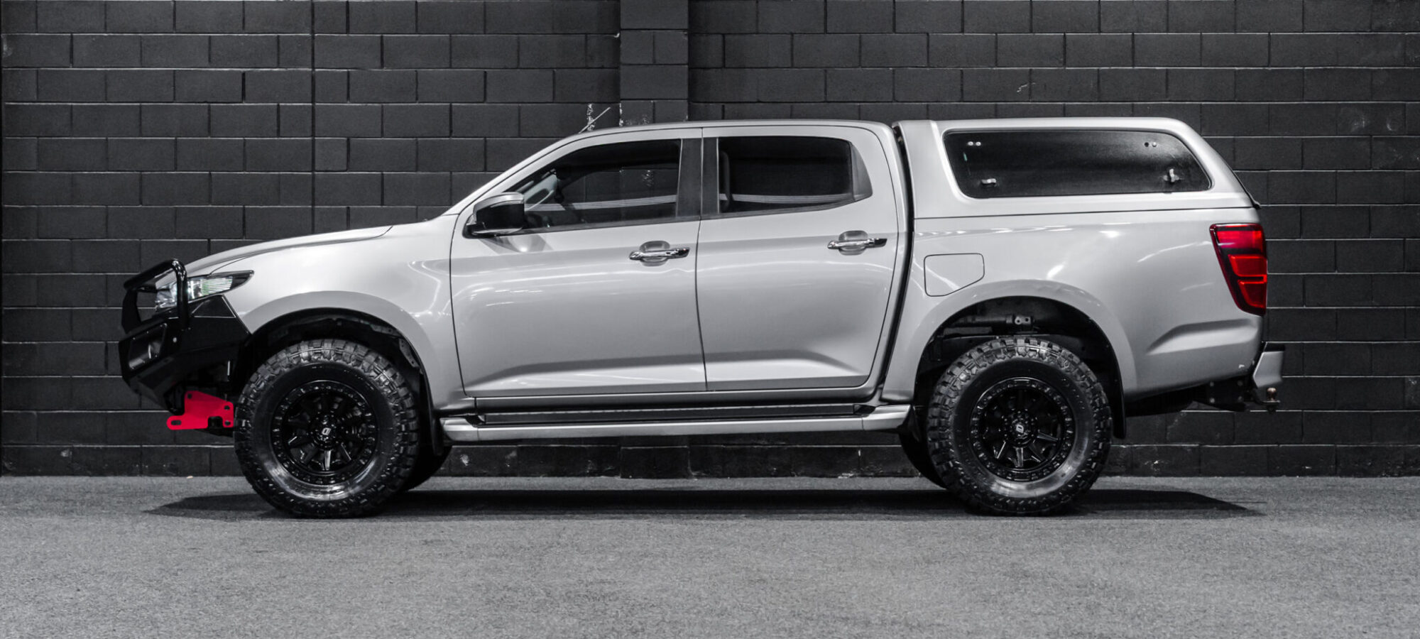 Vehicle Gallery Image