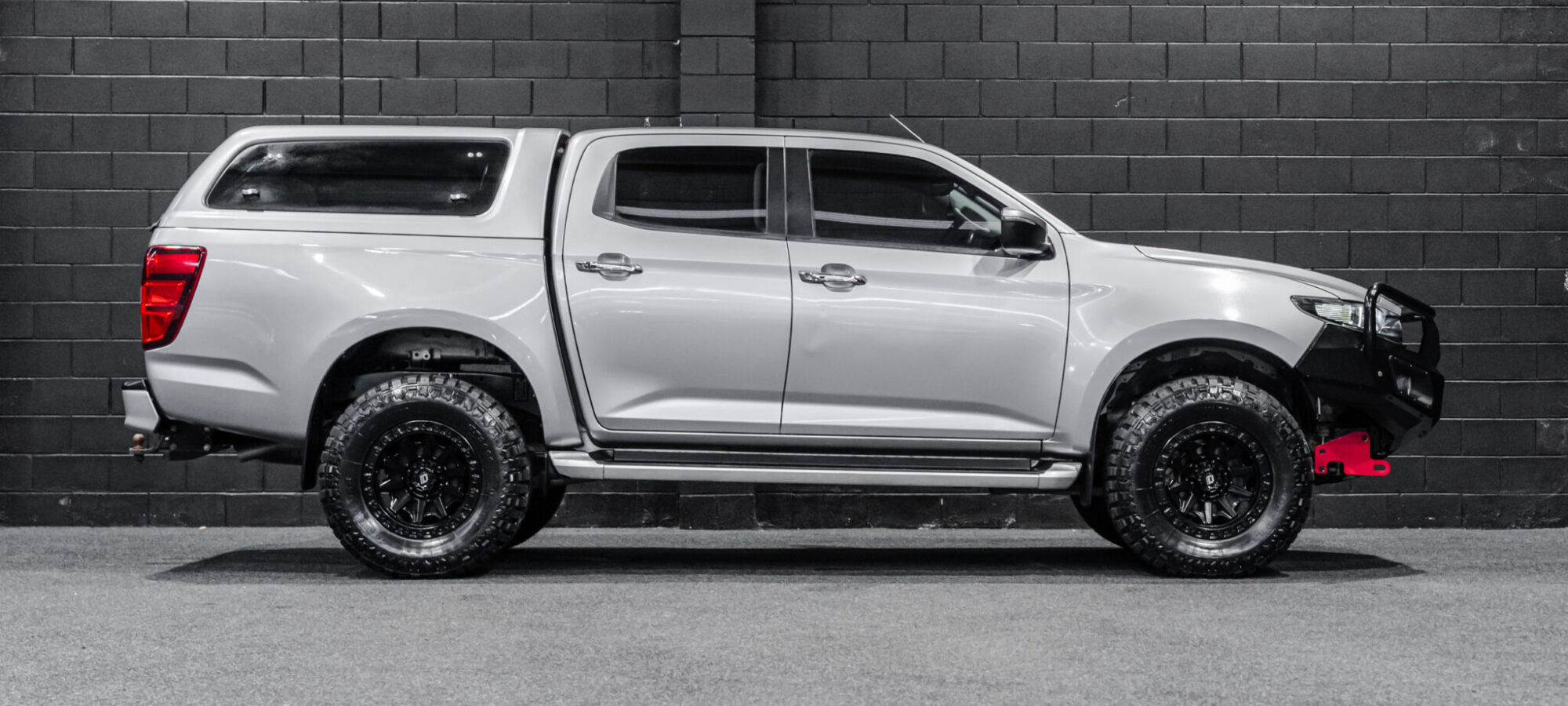 Vehicle Gallery Image