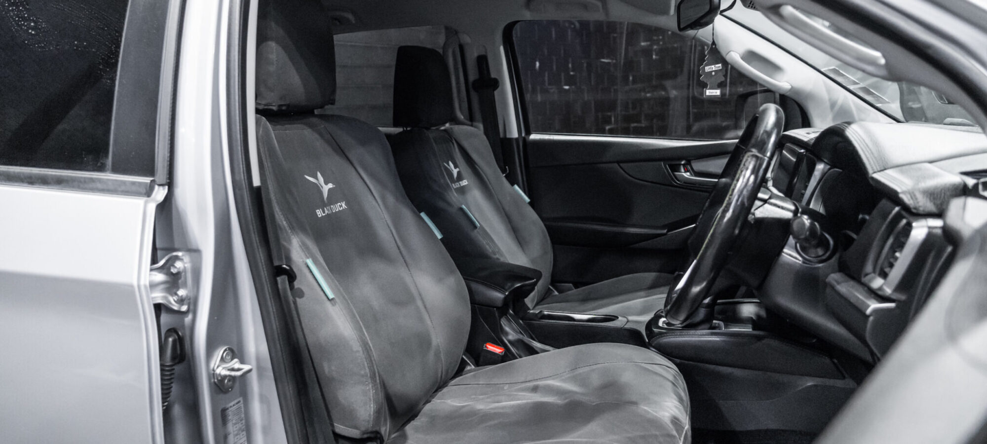 Vehicle Gallery Image