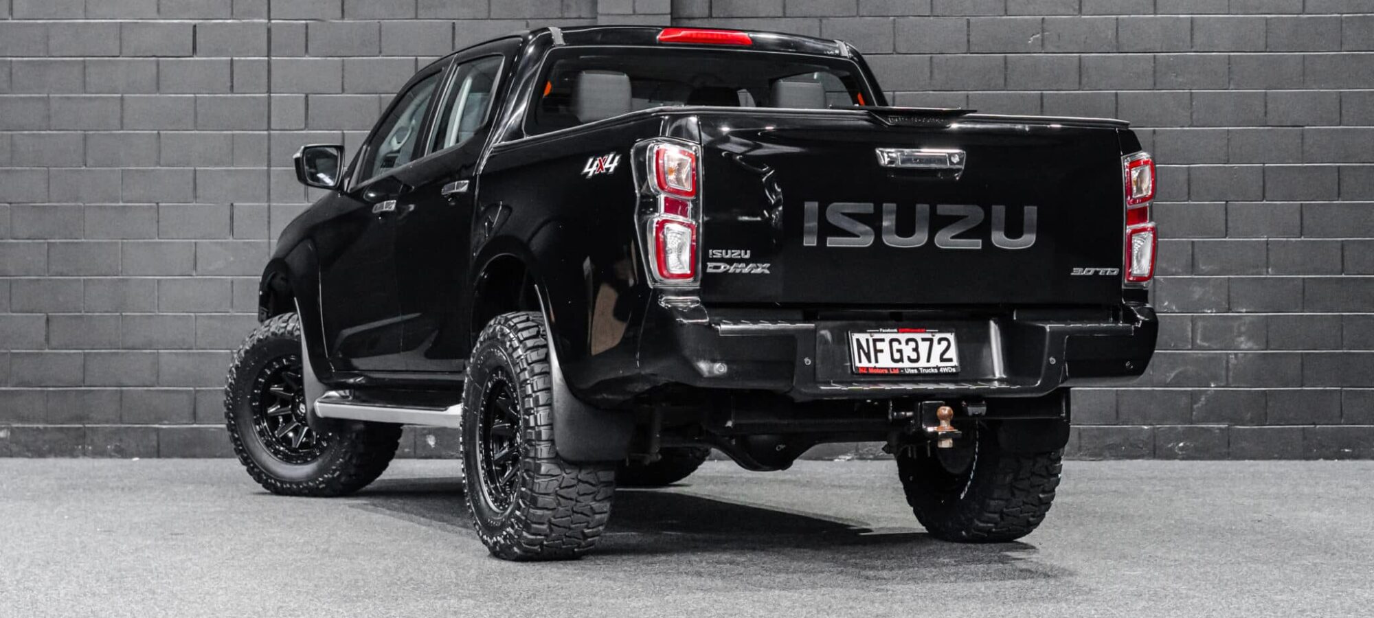 Vehicle Gallery Image