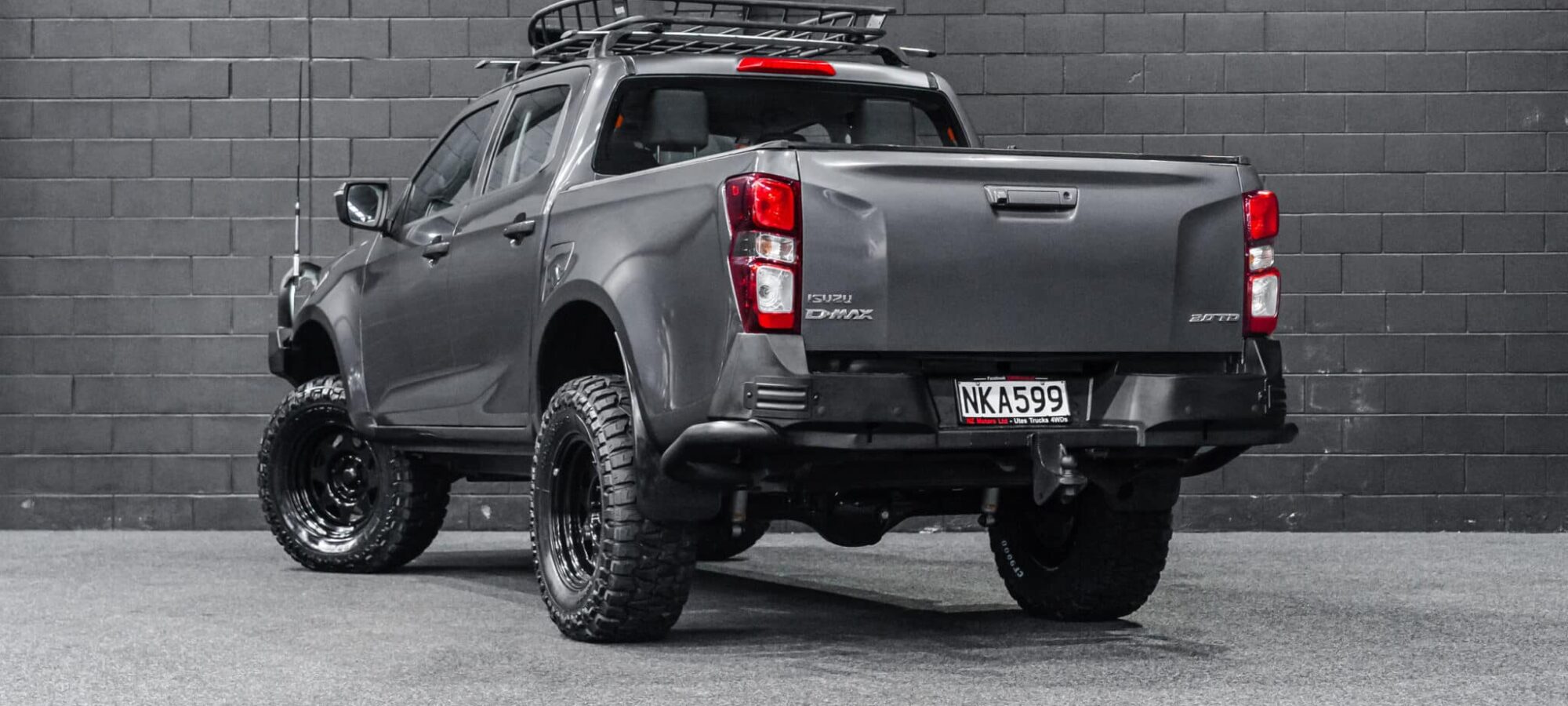 Vehicle Gallery Image