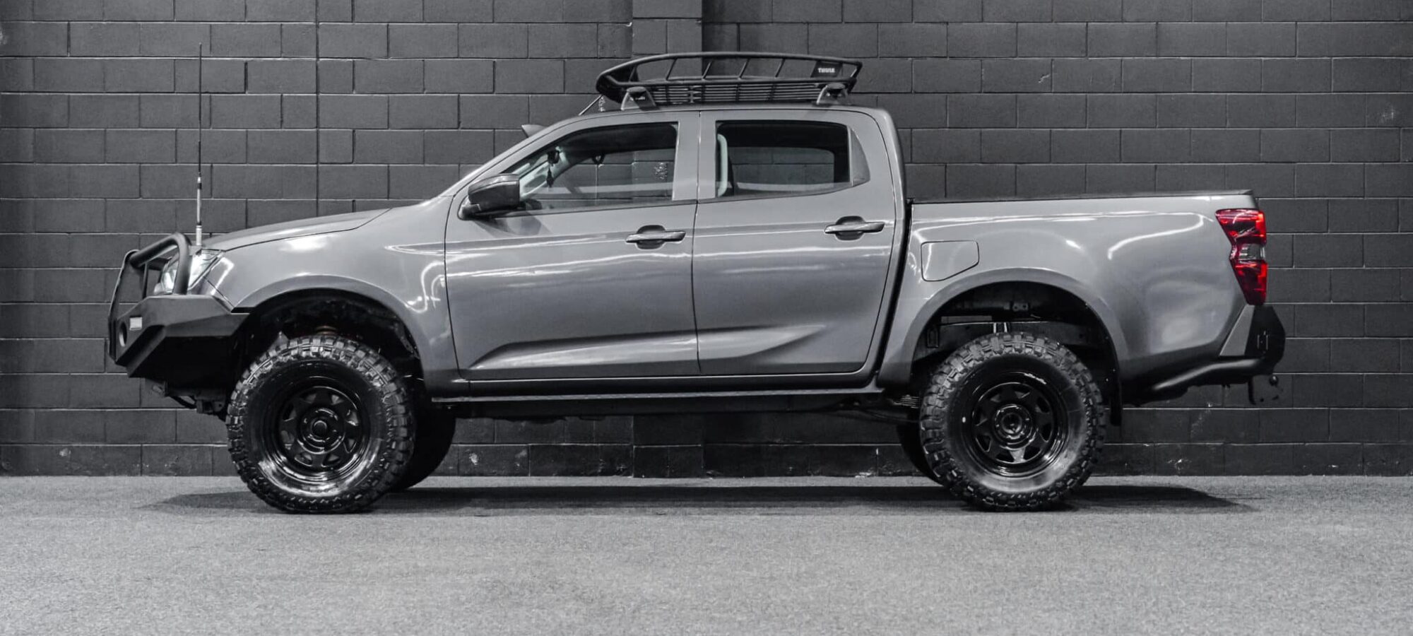 Vehicle Gallery Image