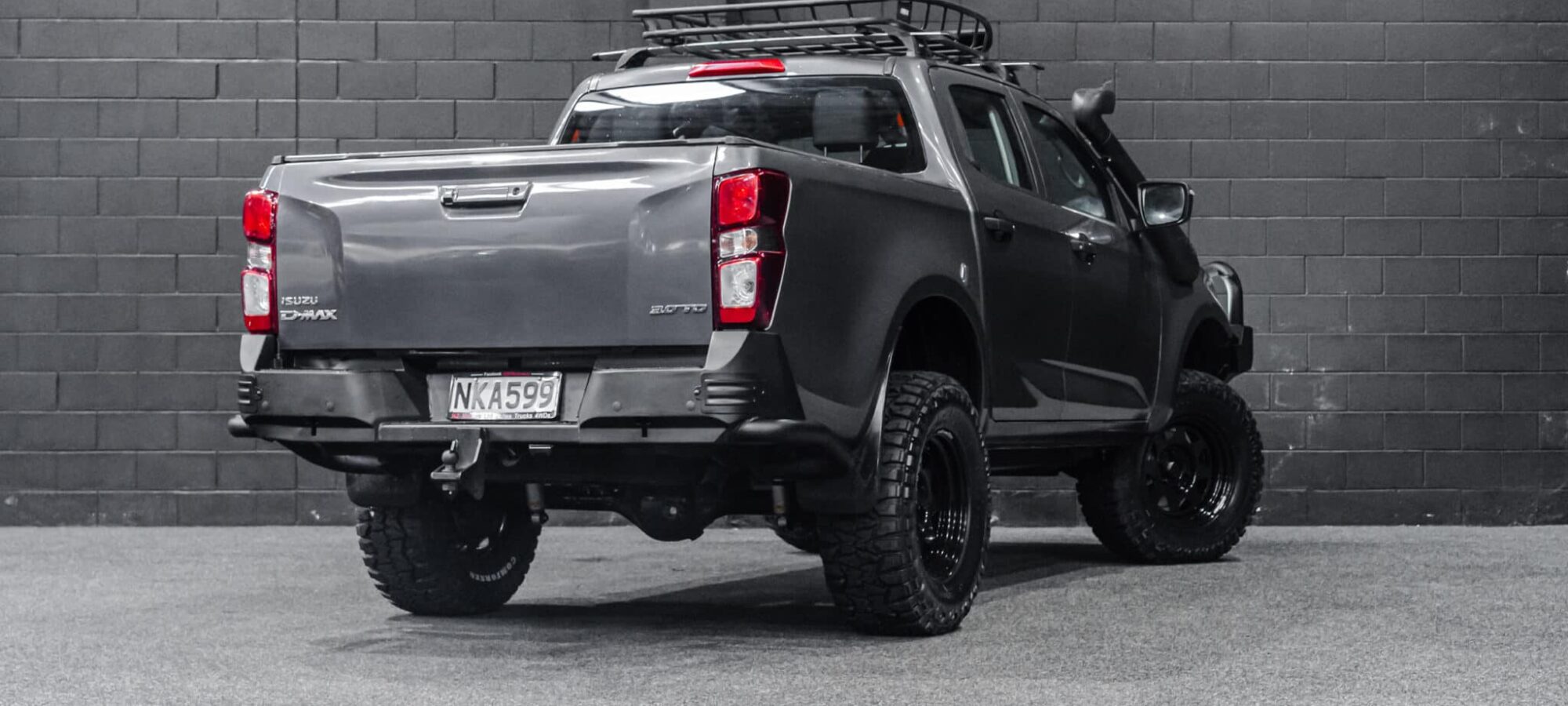 Vehicle Gallery Image