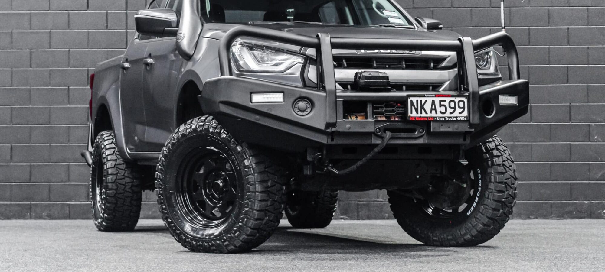 Vehicle Gallery Image