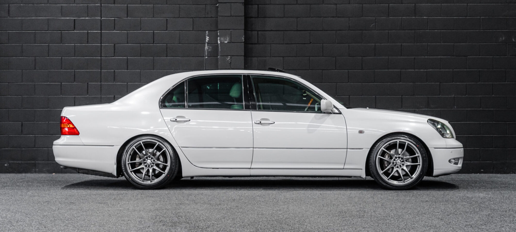 Vehicle Gallery Image