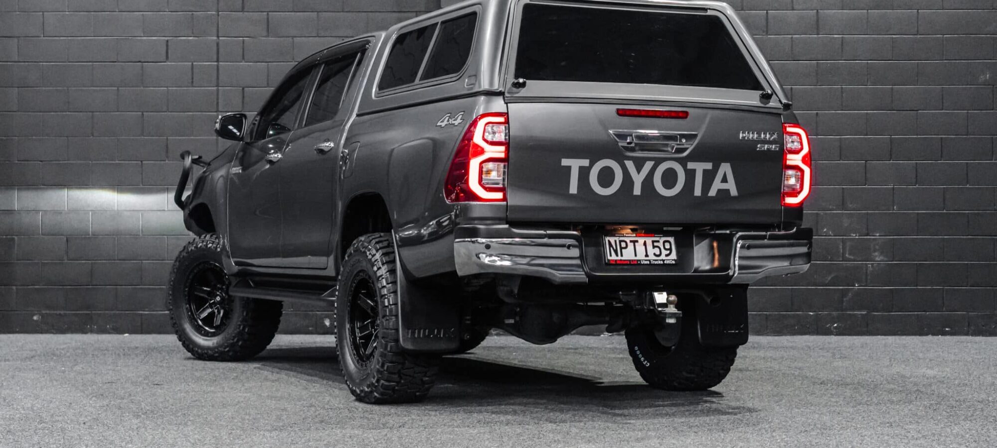 Vehicle Gallery Image