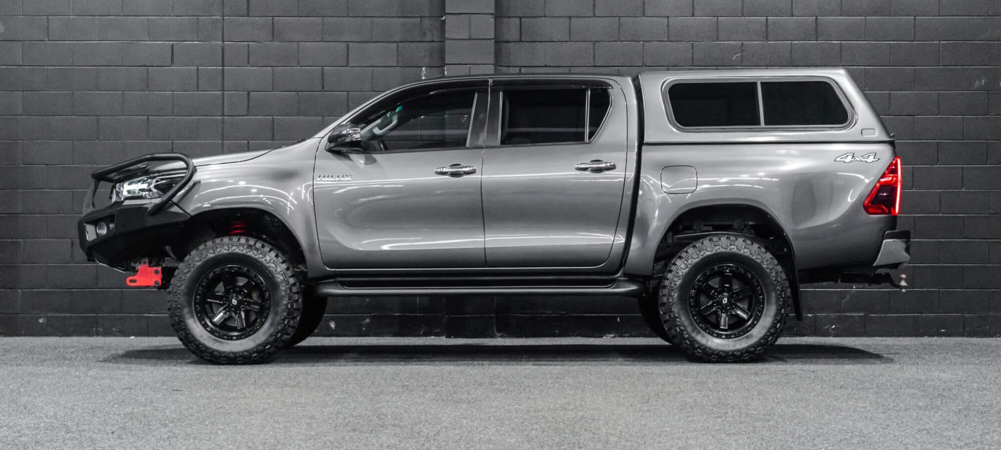 Vehicle Gallery Image