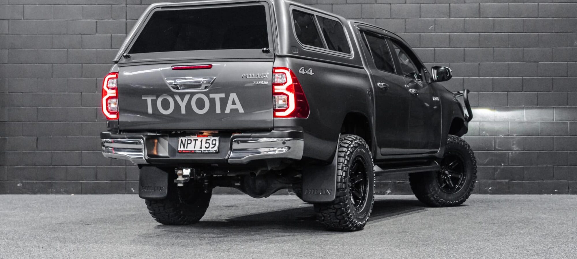 Vehicle Gallery Image