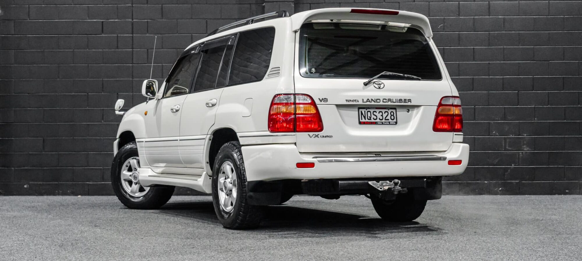 Vehicle Gallery Image