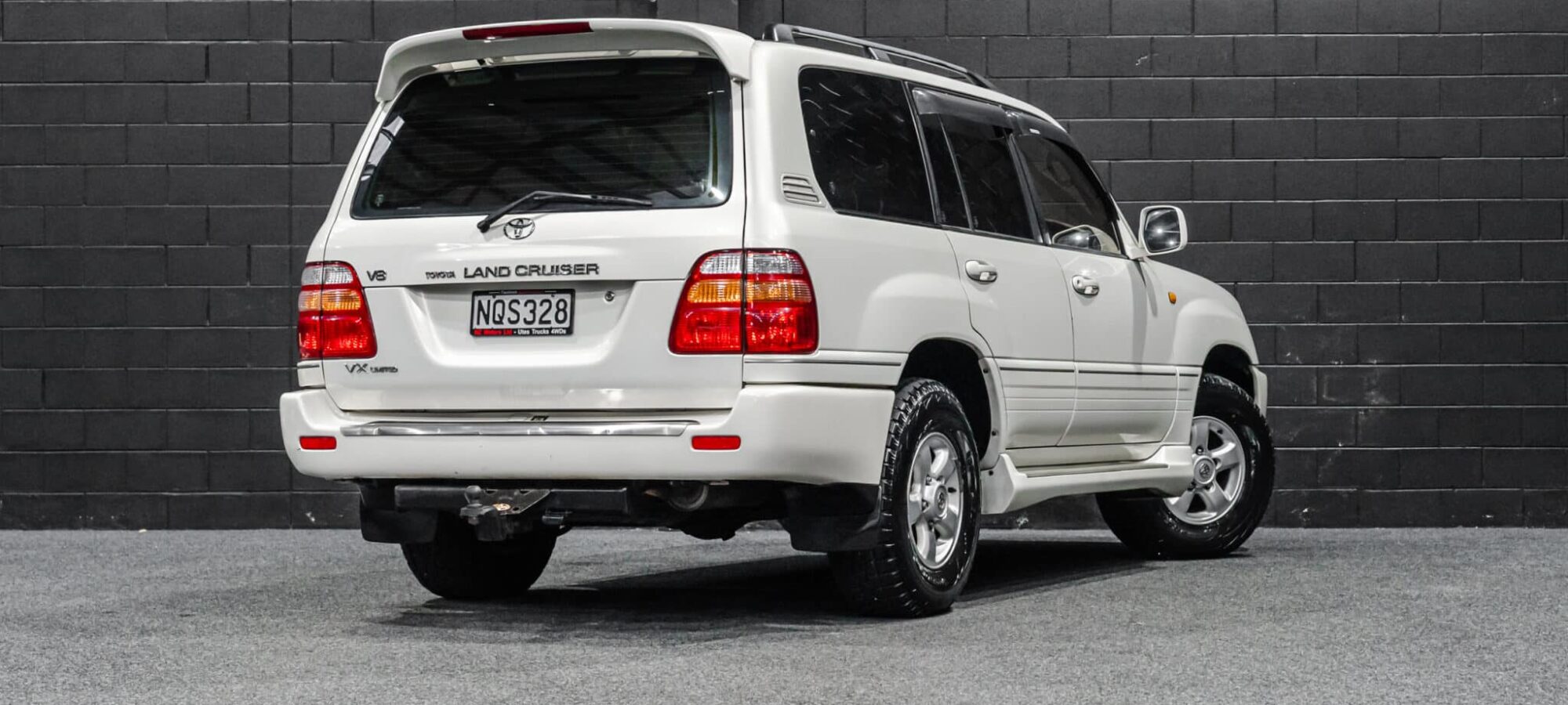 Vehicle Gallery Image