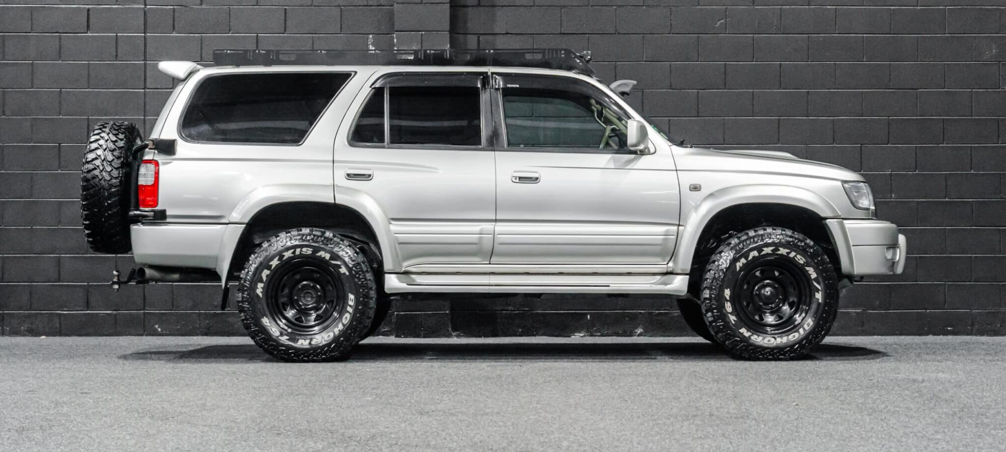 Vehicle Gallery Image